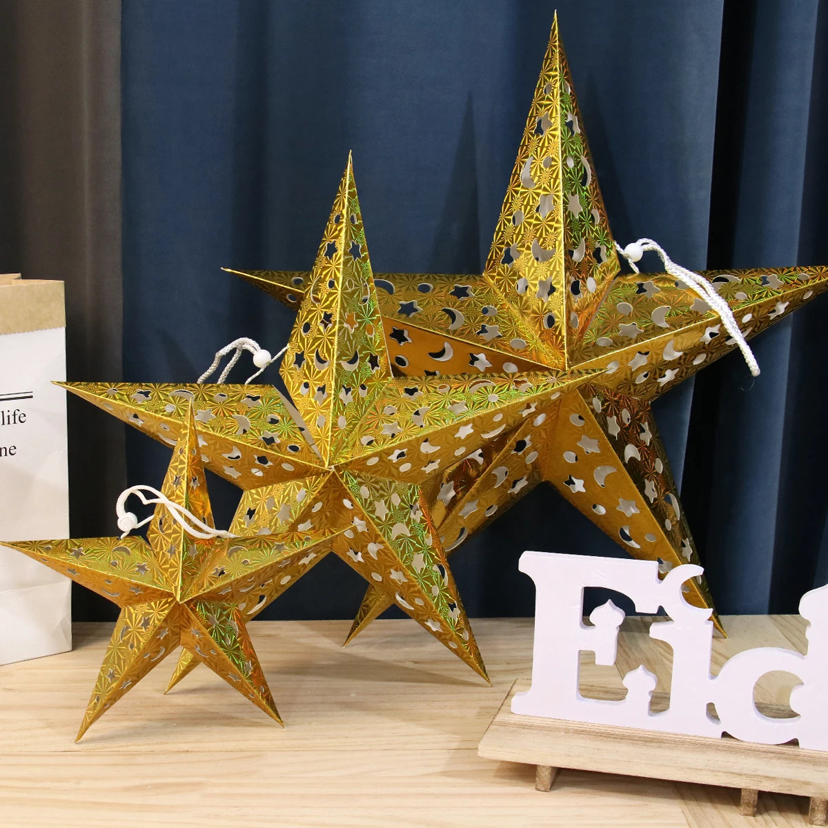 🎄 Adorno Navideño Colgante de Estrella Hueca.
