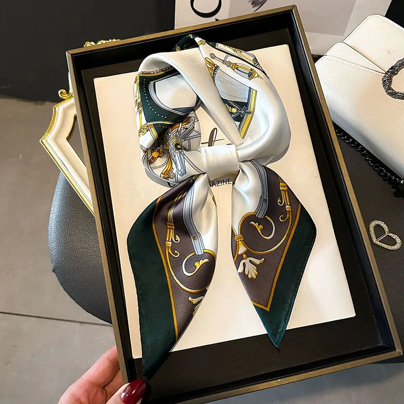 🧣 Pañuelo de Imitación Seda – Elegante y Versátil