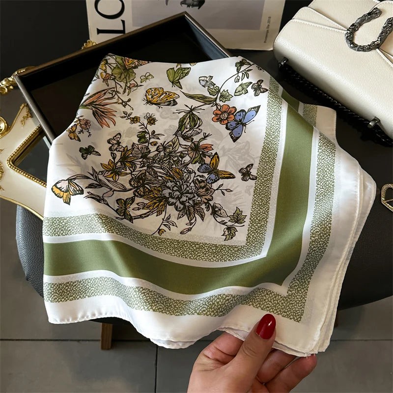 📌 Pañuelo Floral TUPELUO