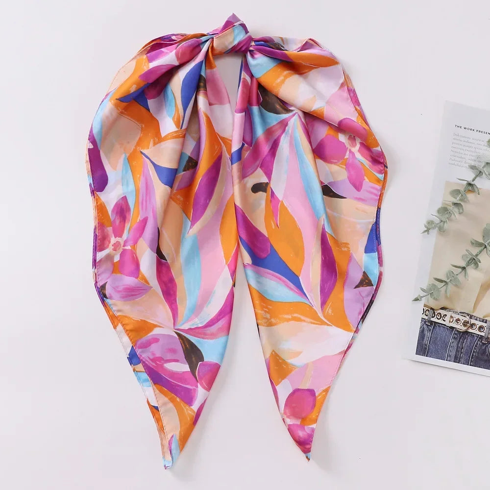 🧣 Pañuelo de Satén Geru Giraffe – Elegancia y Versatilidad