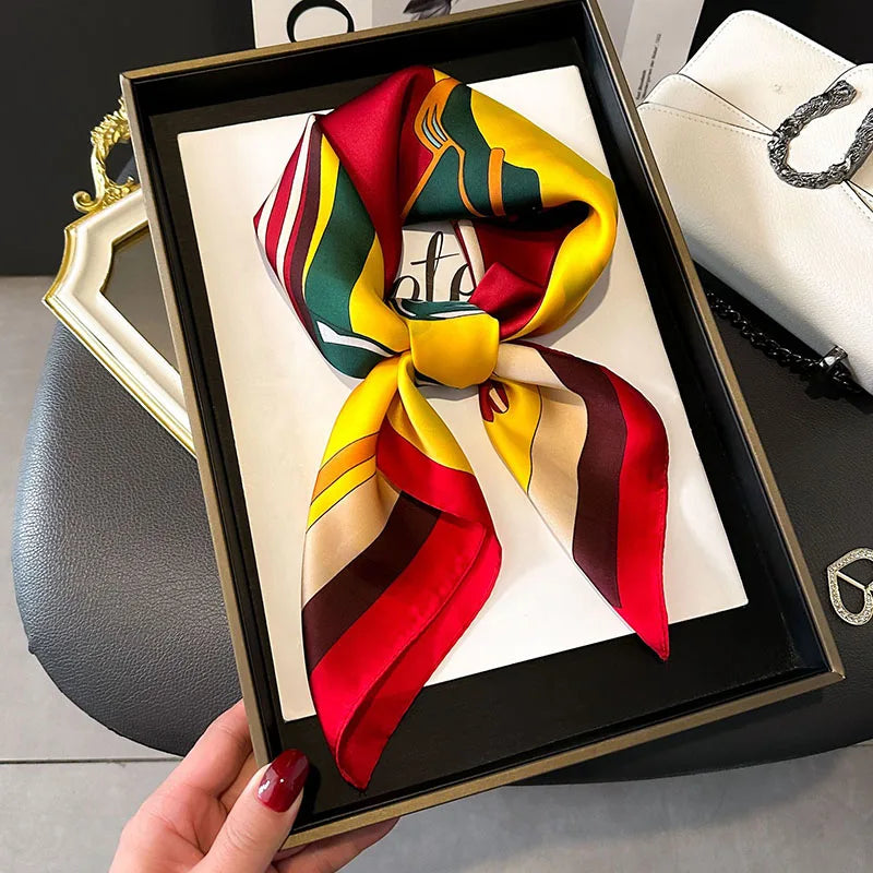 🧣 Pañuelo de Imitación Seda – Elegante y Versátil