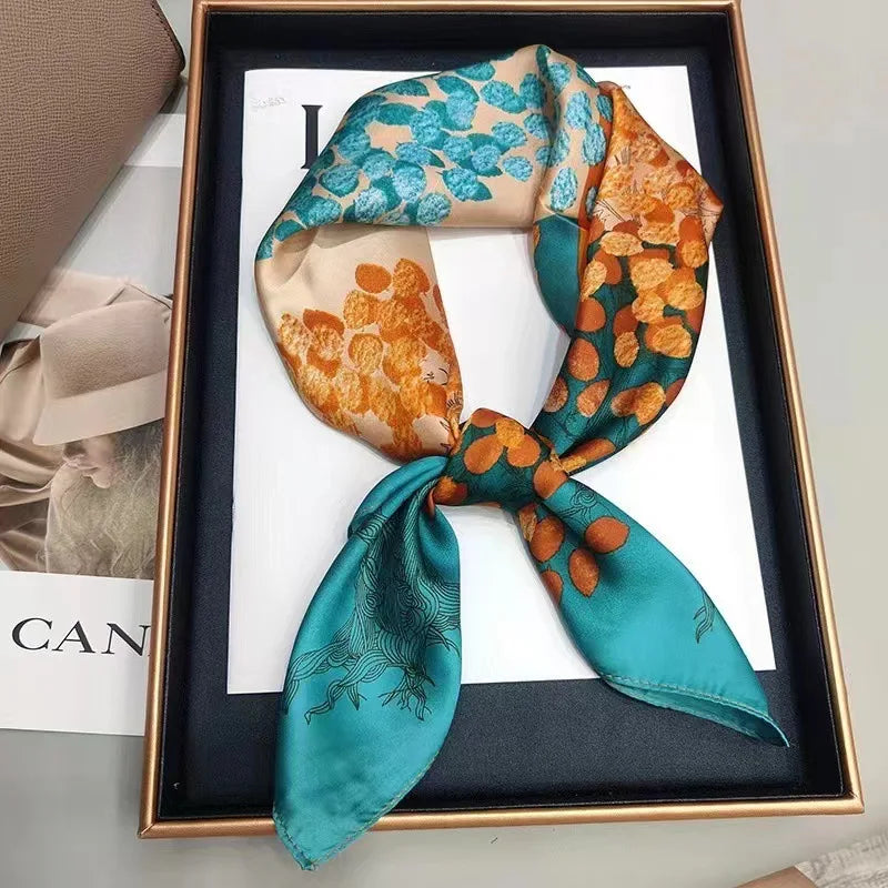 🧣 Pañuelo de Imitación Seda – Elegante y Versátil