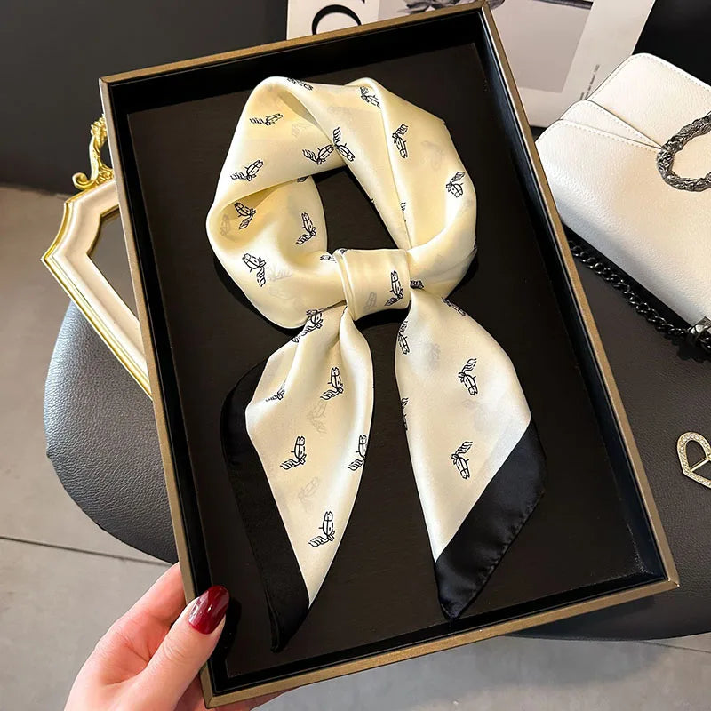 🧣 Pañuelo de Imitación Seda – Elegante y Versátil