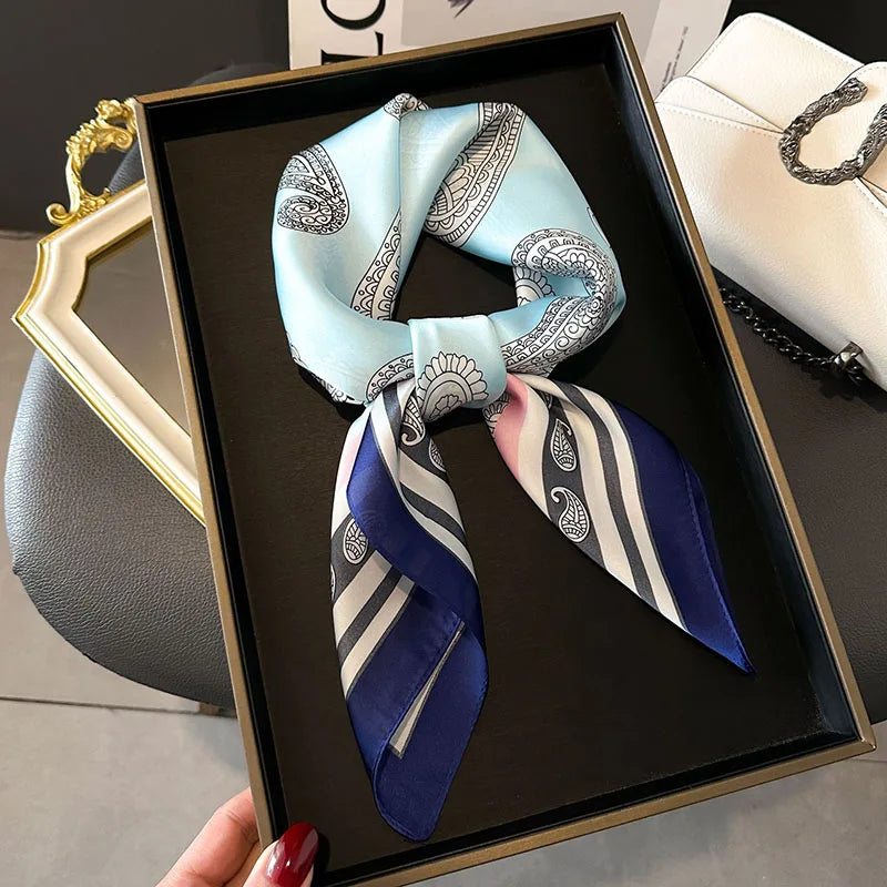 🧣 Pañuelo de Imitación Seda – Elegante y Versátil