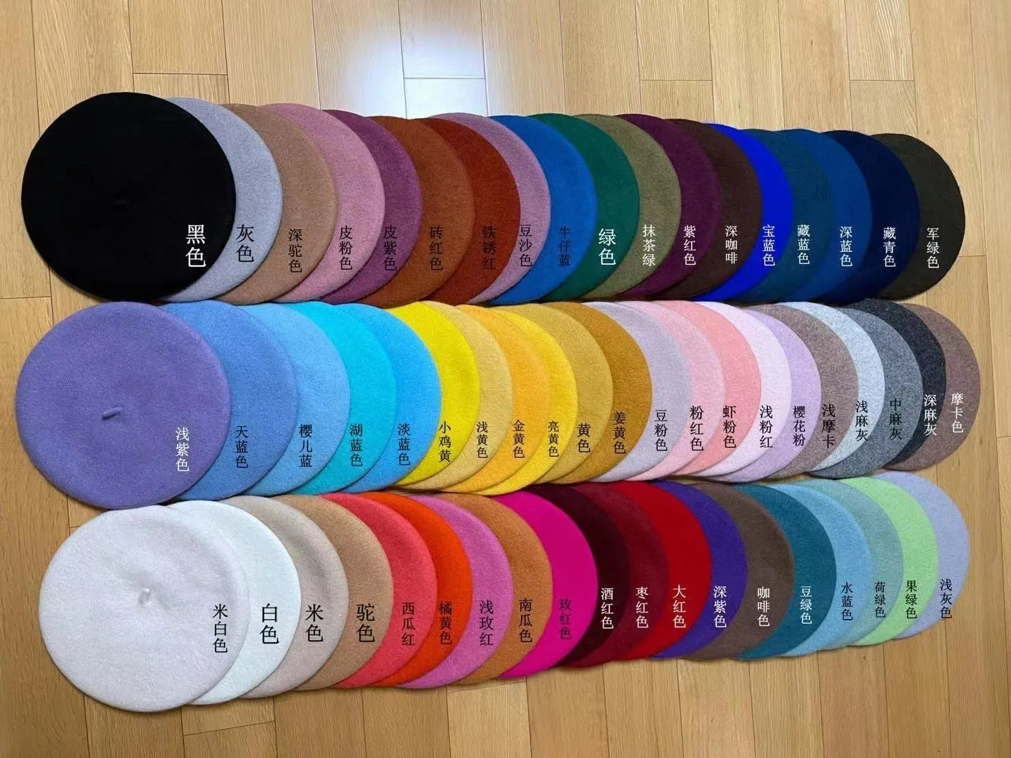 🎩 Boina de Lana para Mujer – Elegancia y Versatilidad